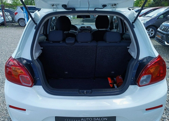 Mitsubishi Space Star cena 26900 przebieg: 74000, rok produkcji 2016 z Łobez małe 301